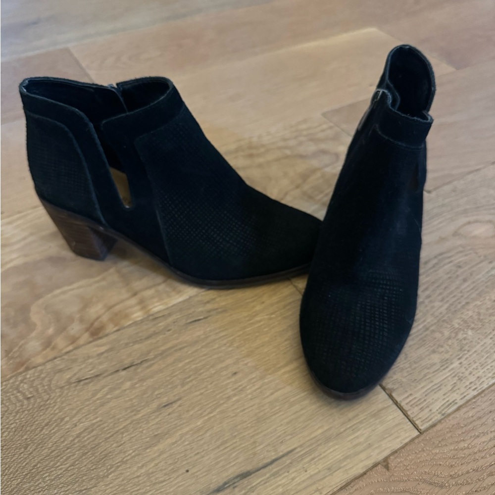 Lucky brand suede booties